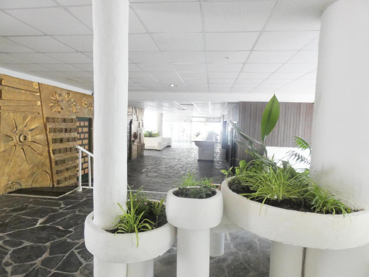 Holiday Center Росас Экстерьер фото