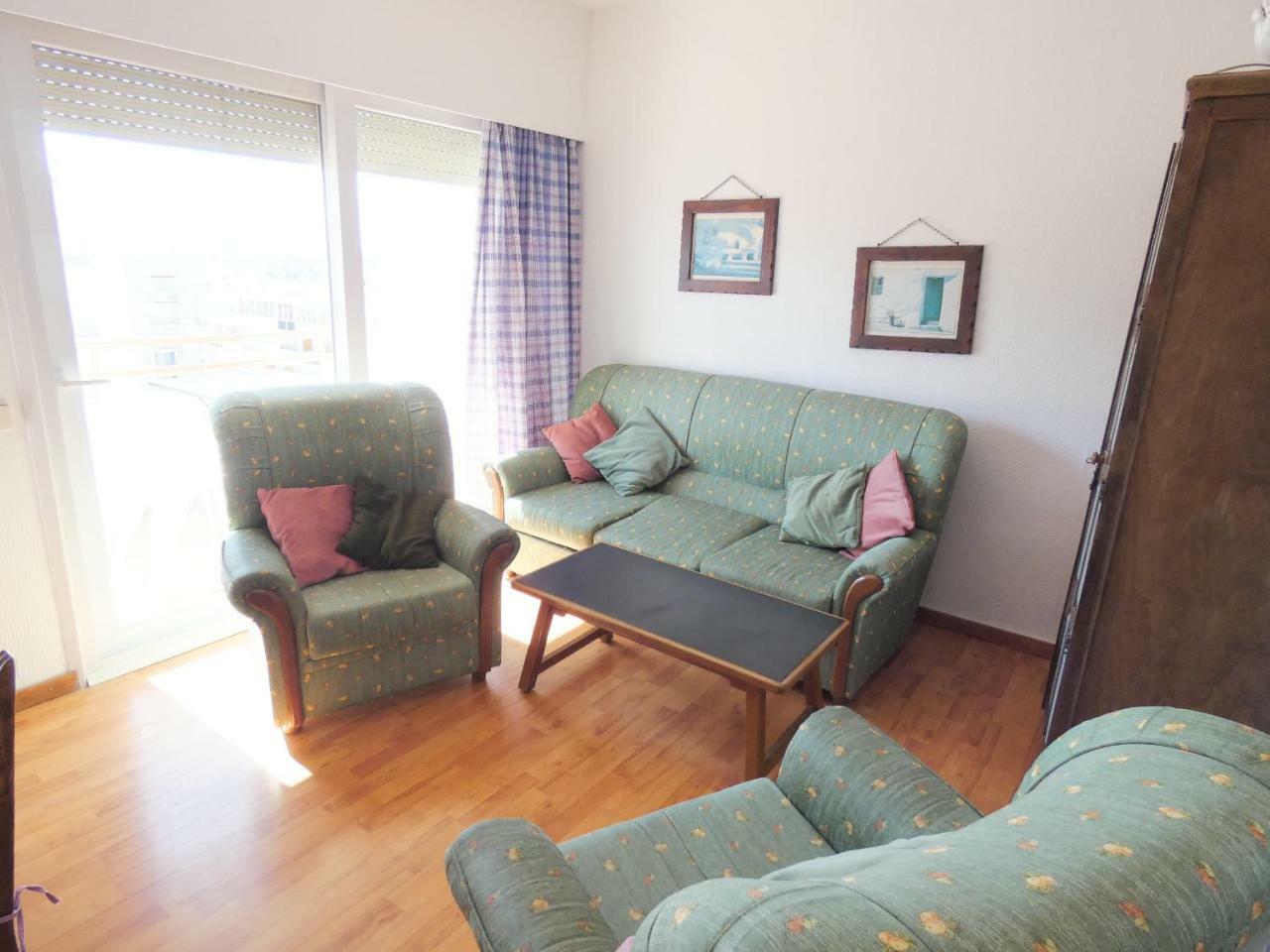 Holiday Center Росас Экстерьер фото